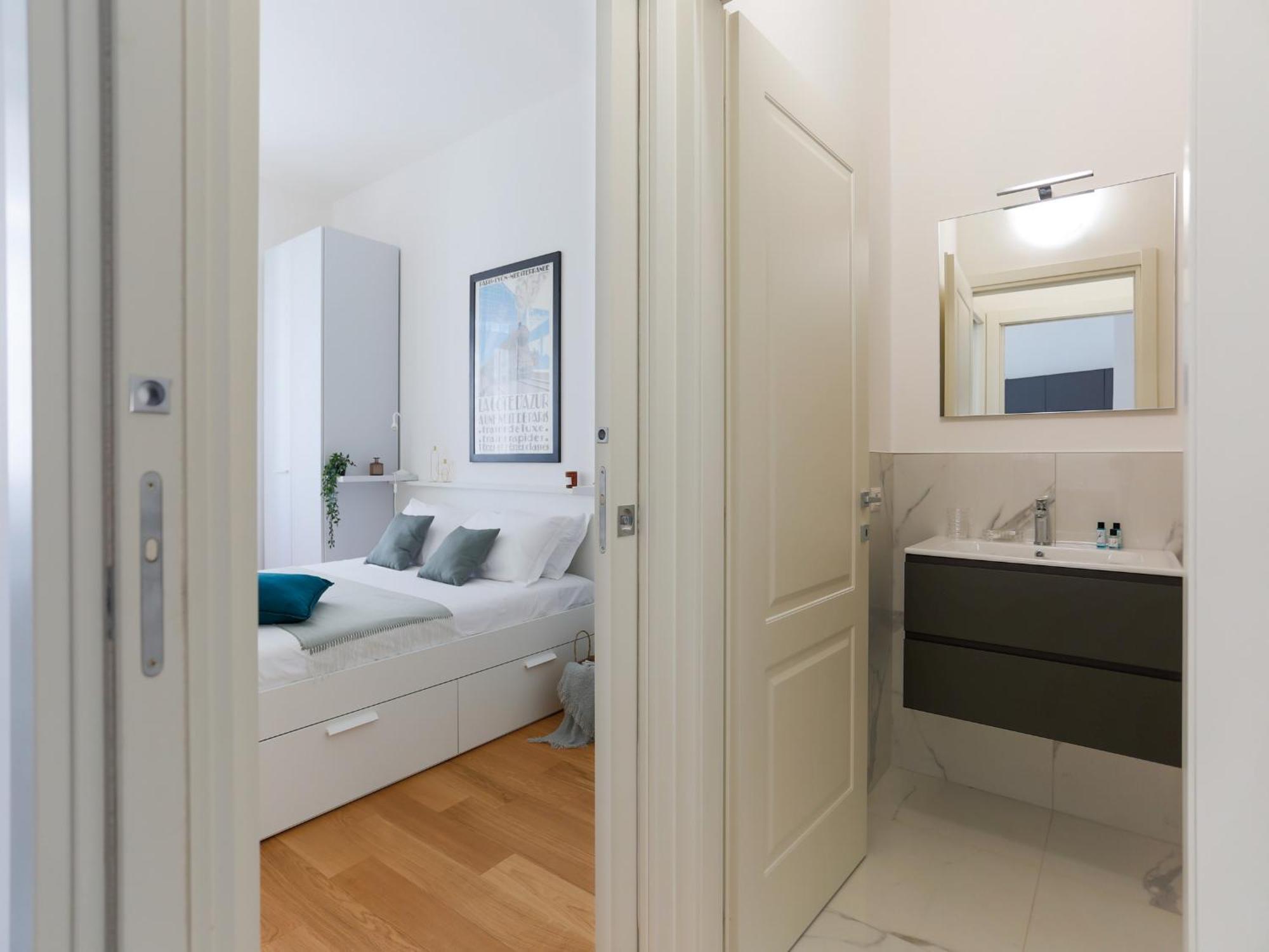 The Best Rent - Modern One Bedroom Apartment In San Babila ミラノ エクステリア 写真
